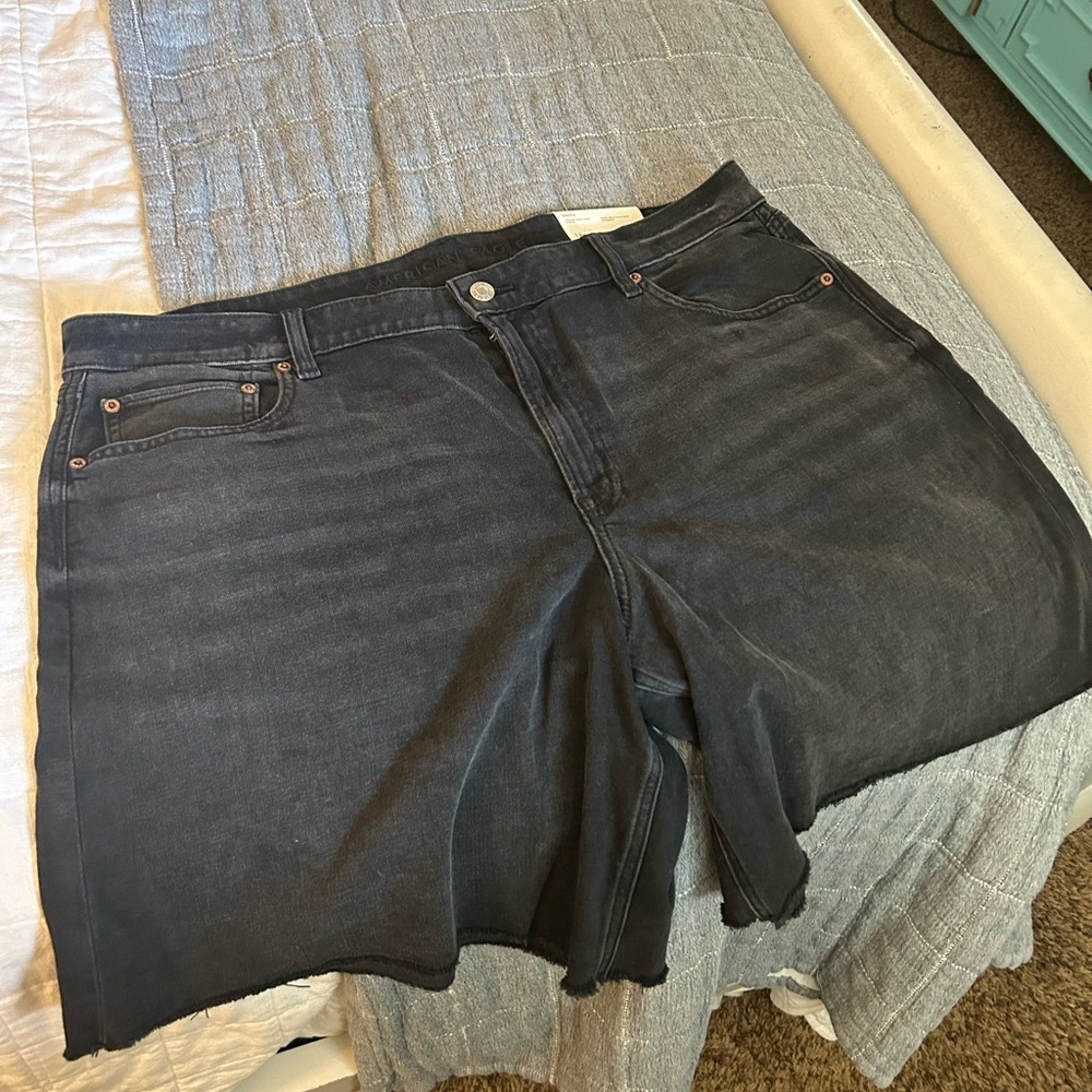 American Eagle Outfitters Black Wash Denim Shorts 8 in